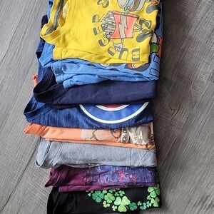Youth boys size small t shirts.